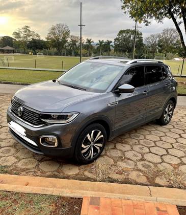 VOLKSWAGEN T-CROSS 1.4 250 TSI TOTAL FLEX HIGHLINE AUTOMÁTICO